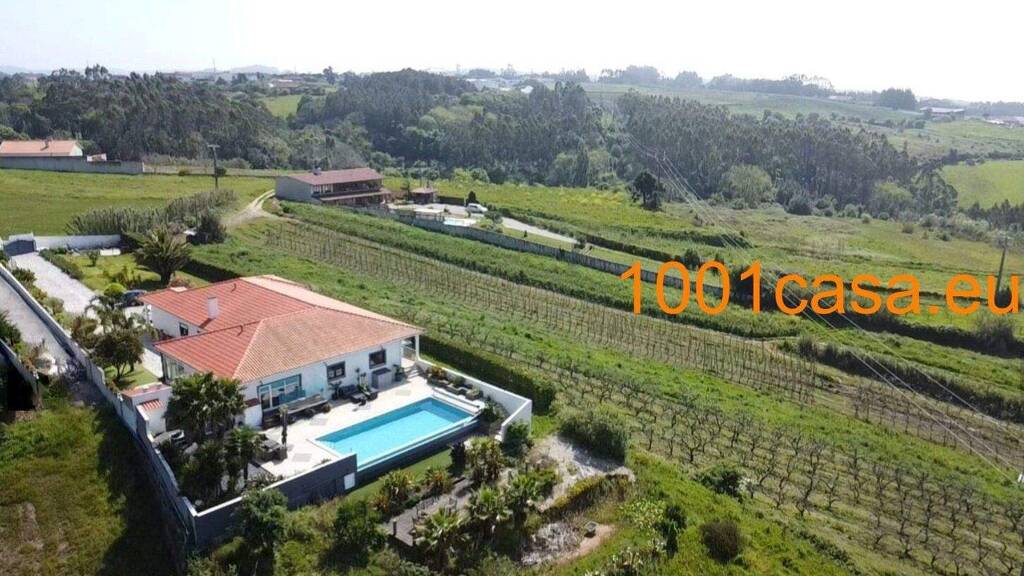 Villa zum Kauf provisionsfrei 975.000 € 6 Zimmer 388 m² 3.957 m² Grundstück Alcobaça 2460-600