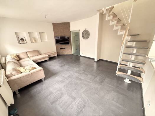 Maisonette zur Miete 1.100 € 3,5 Zimmer 108 m² frei ab sofort Poppenreuth Fürth 90765
