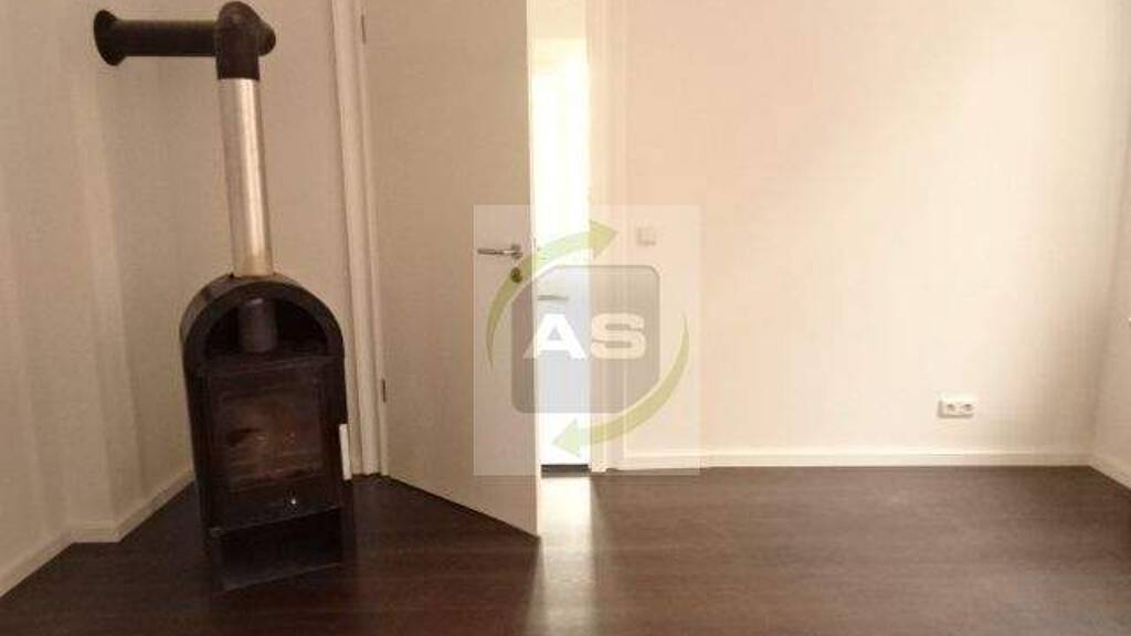 Wohnung zur Miete 440 € 3 Zimmer 85,5 m² 1. Geschoss frei ab 01.06.2026 Innere Schneeberger Straße 22A Innenstadt Zwickau 08056