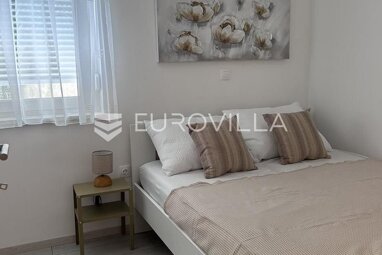 Wohnung zur Miete 850 € 1 Zimmer 46 m² 1. Geschoss Monvidal 52100