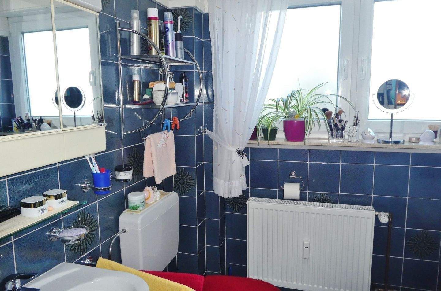 Immobilie in Mühlheim am Main - GANESHA-IMMOBILIEN...gepflegtes 3-Familienwohnhaus in guter Lage zu verkaufen ! - Bild 2