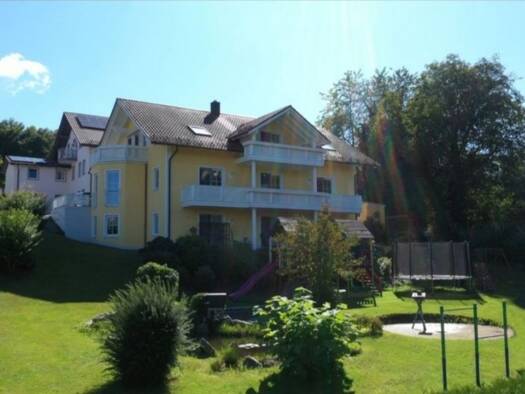 Mehrfamilienhaus zum Kauf provisionsfrei als Kapitalanlage geeignet 699.000 € 10 Zimmer 396 m² 1.675 m² Grundstück Fürstenstein Fürstenstein 94538