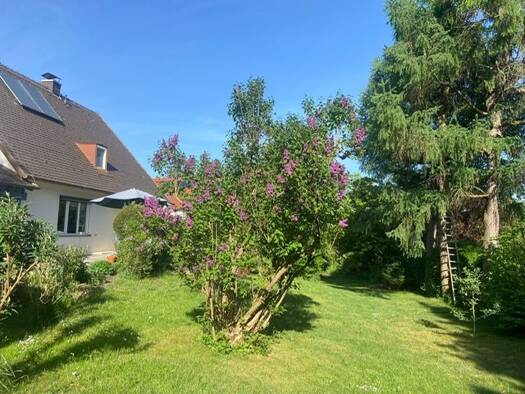 Haus zum Kauf 1.475.000 € 9 Zimmer 173 m² 1.094 m² Grundstück Am Eichet 30 Schondorf am Ammersee 86938