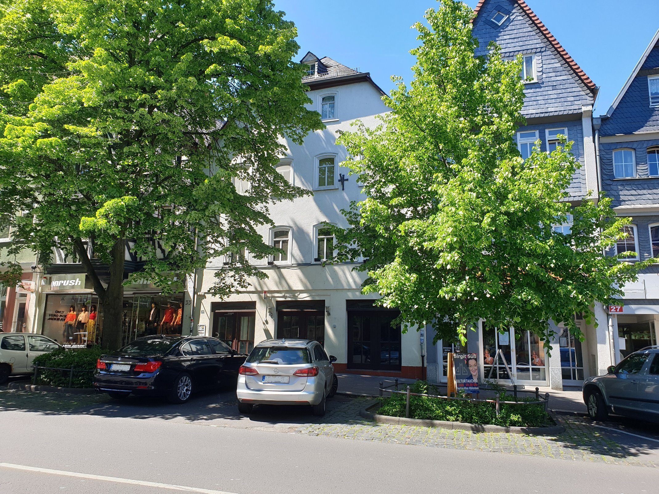 Mehrfamilienhaus zum Kauf 1.500.000 € 10 Zimmer 305 m²<br/>Wohnfläche 205 m²<br/>Grundstück Friedberg Friedberg 61169