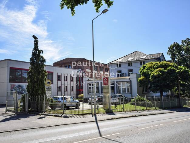 Produktionshalle zum Kauf 2.200.000 € 9.315,4 m² Lagerfläche Altenburg Altenburg 04600