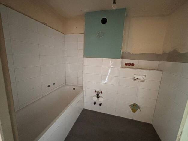 Wohnung zur Miete 975 € 1,5 Zimmer 43,3 m² 8. Geschoss frei ab 28.06.2025 Burmesterstr. 8 Freimann München 80939