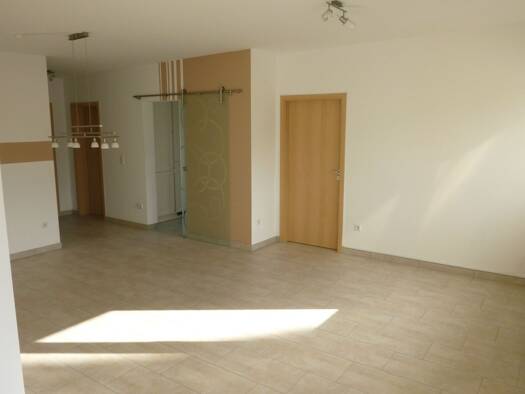 Wohnung zur Miete 1.290 € 4 Zimmer 100 m² Geschoss 2/3 frei ab 01.03.2026 Lauf Lauf an der Pegnitz 91207