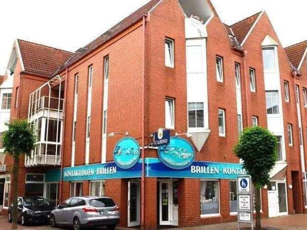 Wohnung zur Miete 750 € 3 Zimmer 101 m² 1. Geschoss Lindenstr. 3 Brake 26919