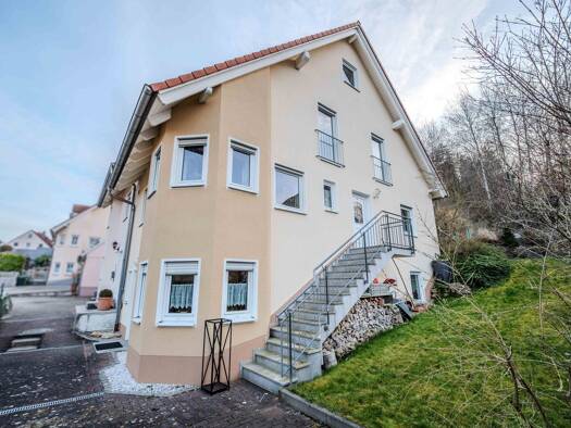 Doppelhaushälfte zum Kauf 629.000 € 5 Zimmer 123 m² 593 m² Grundstück frei ab sofort Irlbach Wenzenbach 93173