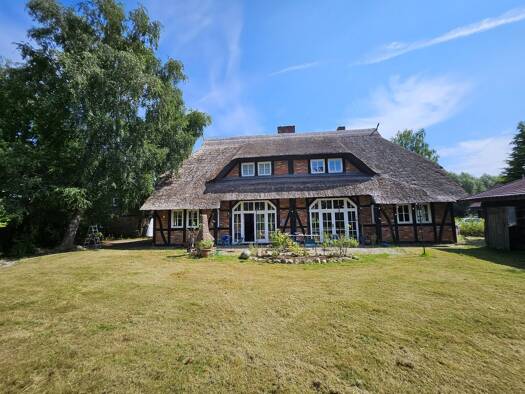 Einfamilienhaus zum Kauf 775.000 € 9 Zimmer 283 m² 1.639 m² Grundstück frei ab sofort Neu Thulendorf Thulendorf 18184