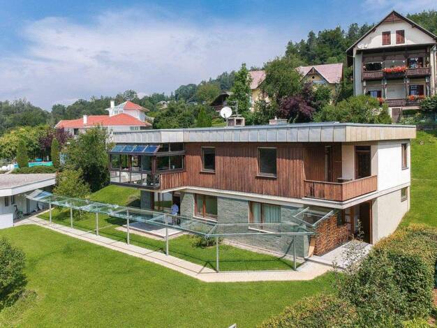 Haus zum Kauf 1.075.000 € 7 Zimmer 330 m² 1.290 m² Grundstück Krumpendorf am Wörthersee 9201