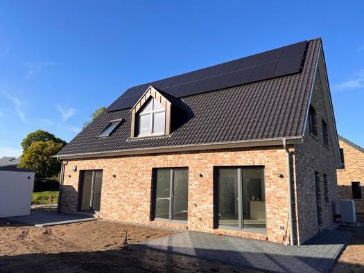 Einfamilienhaus zur Miete 2.108 € 5 Zimmer 140,5 m² frei ab sofort Buxtehude Buxtehude 21614