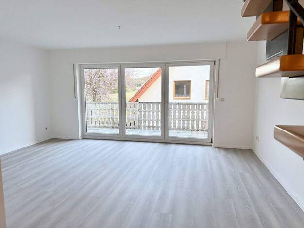 Maisonette zur Miete 840 € 4 Zimmer 86 m² 1. Geschoss frei ab sofort Rehme Bad Oeynhausen 32547