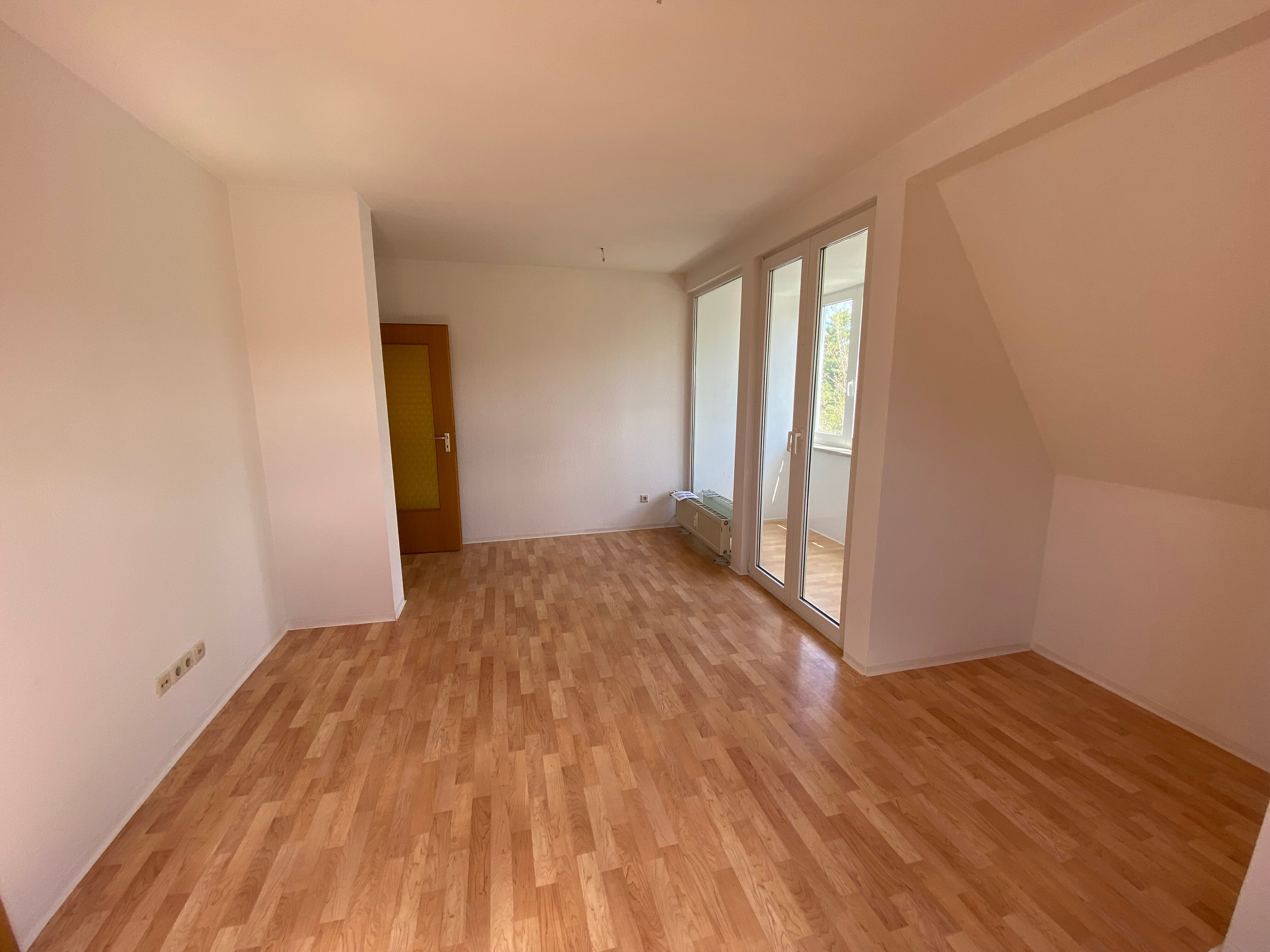 Wohnung zur Miete 473 € 4 Zimmer 86 m²<br/>Wohnfläche EG<br/>Geschoss Florastr. 18 Hilbersdorf 151 Chemnitz 09131