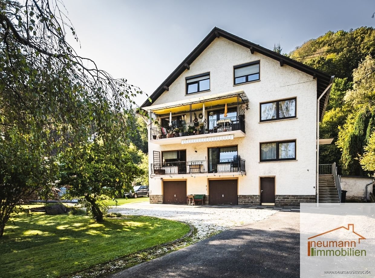 Mehrfamilienhaus zum Kauf 399.000 € 10 Zimmer 282,8 m²<br/>Wohnfläche 1.960 m²<br/>Grundstück Waldbreitbach Waldbreitbach 56588