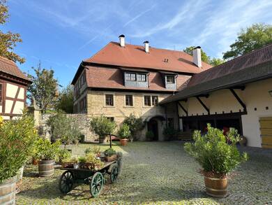 Herrenhaus zum Kauf 1.950.000 € 738,2 m² 30.781 m² Grundstück Willanzheim Willanzheim 97348