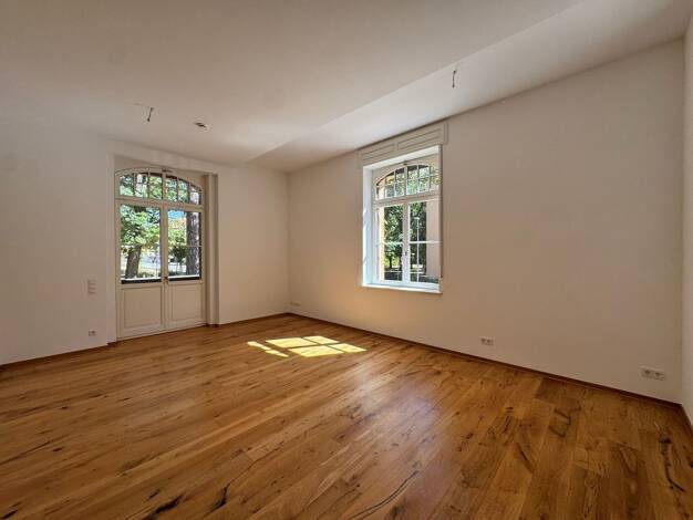 Wohnung zur Miete 1.383 € 4 Zimmer 114,3 m² EG frei ab sofort Südwest 04289
