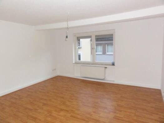 Wohnung zur Miete 649 € 3 Zimmer 95 m² 2. Geschoss frei ab 01.12.2025 Altenkirchen 57610