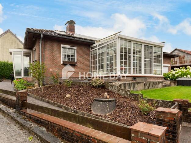 Bungalow zum Kauf 335.000 € 2 Zimmer 76 m² 423 m² Grundstück frei ab sofort Geschendorf 23815