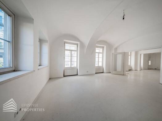 Büro zum Kauf 550.000 € 2 Zimmer Wien 1070