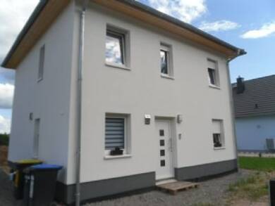 Einfamilienhaus zur Miete 1.190 € 5 Zimmer 110 m² frei ab sofort Bernsdorf Chemnitz 09125