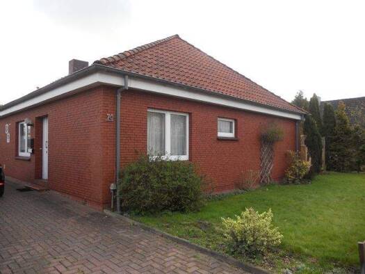 Doppelhaushälfte zur Miete 650 € 3 Zimmer 80 m² Kurt-Schumacher-Straße 70 Hinte 26759