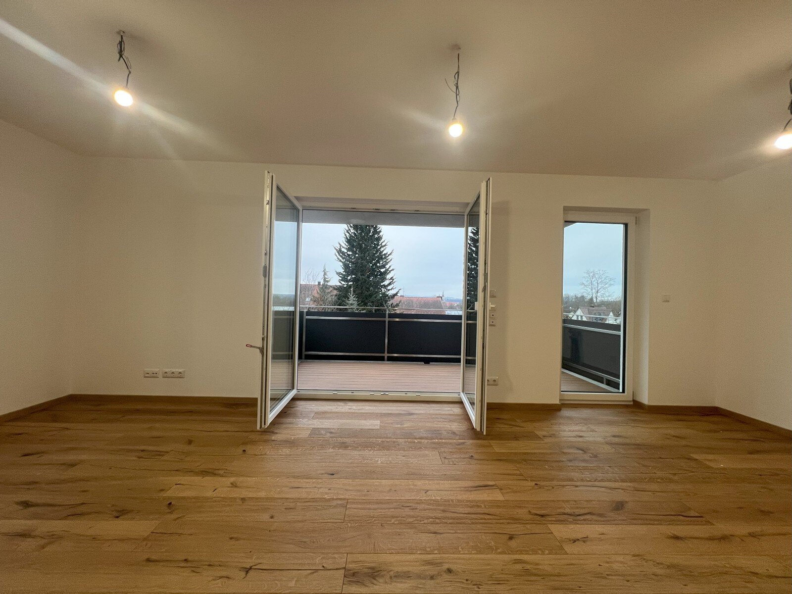 Wohnung zum Kauf provisionsfrei 373.525 € 3 Zimmer 89,5 m²<br/>Wohnfläche 1.<br/>Geschoss Dr.-Dobereiner-Weg 5 Tirschenreuth Tirschenreuth 95643