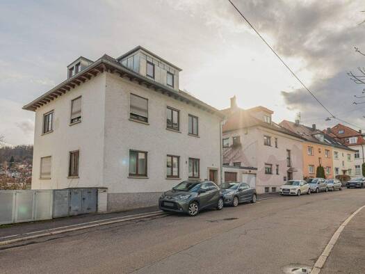 Haus zum Kauf 1.050.000 € 10 Zimmer 246,6 m² 476 m² Grundstück Süd Stuttgart / Heslach 70199