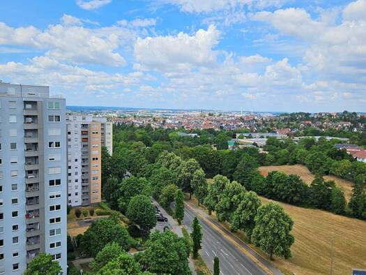 Wohnung zur Miete 1.100 € 2,5 Zimmer 69 m² Geschoss 12/13 frei ab sofort Nürtinger Straße 53 Böblingen 71032
