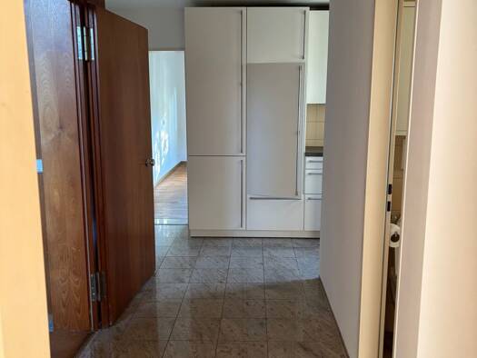 Wohnung zur Miete 980 € 2 Zimmer 66 m² Geschoss 1/3 frei ab sofort Plieningen Stuttgart 70599