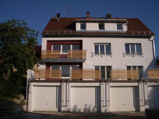 Wohnung zur Miete 780 € 4 Zimmer 95 m² Geschoss -1/3 frei ab 01.04.2026 Simmelsdorf 91245