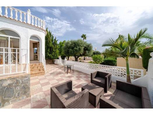 Villa zur Miete 1.200 € 3 Zimmer 119 m² 223 m² Grundstück >Lugar la MARINA-3 > Elx / Elche 03194