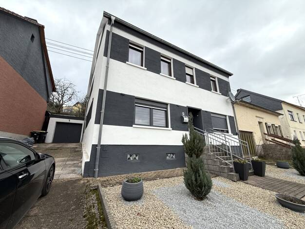 Einfamilienhaus zum Kauf 189.000 € 9 Zimmer 180 m² 379 m² Grundstück Lockweiler Wadern 66687