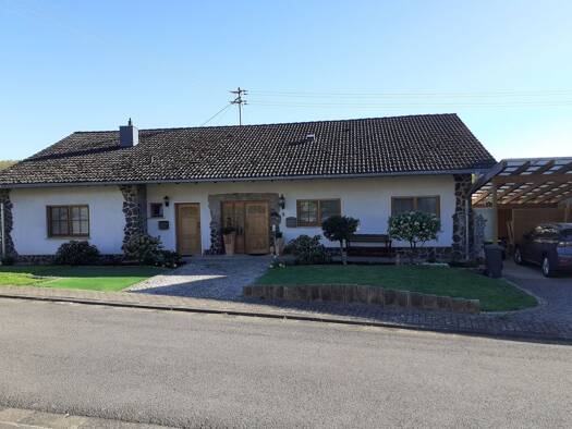 Mehrfamilienhaus zum Kauf provisionsfrei 497.770 € 11 Zimmer 301 m² 798 m² Grundstück frei ab sofort Oppen Beckingen 66701