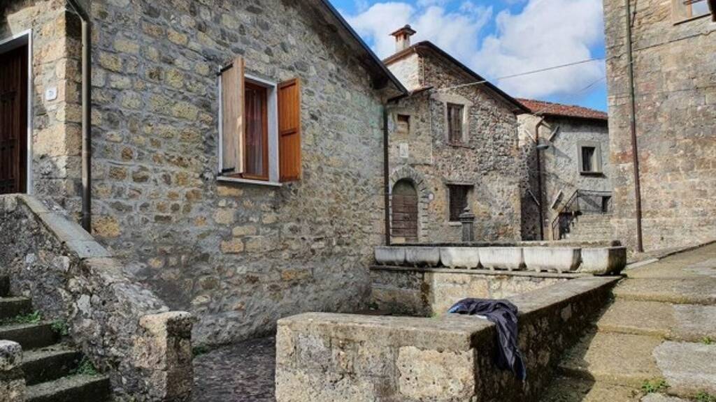 Einfamilienhaus zum Kauf 51.000 € 4 Zimmer 75 m² 120 m² Grundstück Fivizzano - Aiola 54013