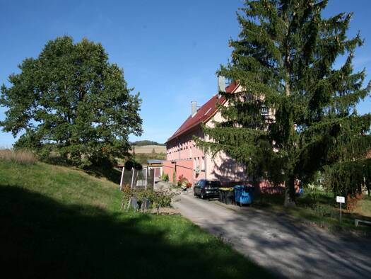 Wohnung zur Miete 390 € 3 Zimmer 56 m² 2. Geschoss Schulstraße 61 Kloster Veßra Kloster Veßra 98660