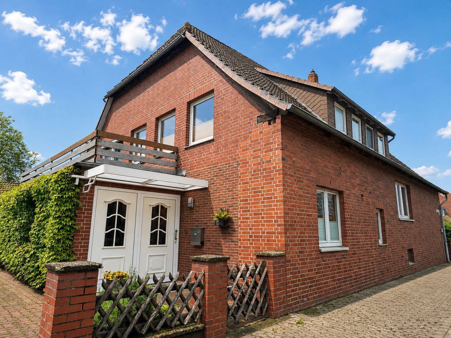 Mehrfamilienhaus zum Kauf - Ansicht 2