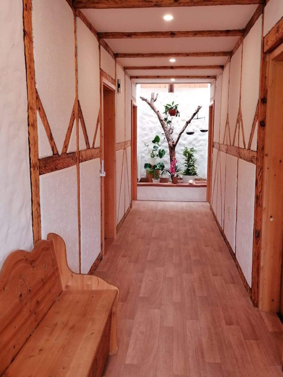 Immobilie in Oberscheinfeld - Ebenerdiger Bungalow in Ortsrandlage – barrierefrei, tierfreundlich und mit hohem Freizeitwert  - Bild 3