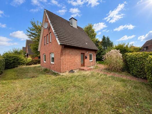 Einfamilienhaus zum Kauf 135.000 € 3 Zimmer 69,7 m² 497 m² Grundstück Heide Heide 25746