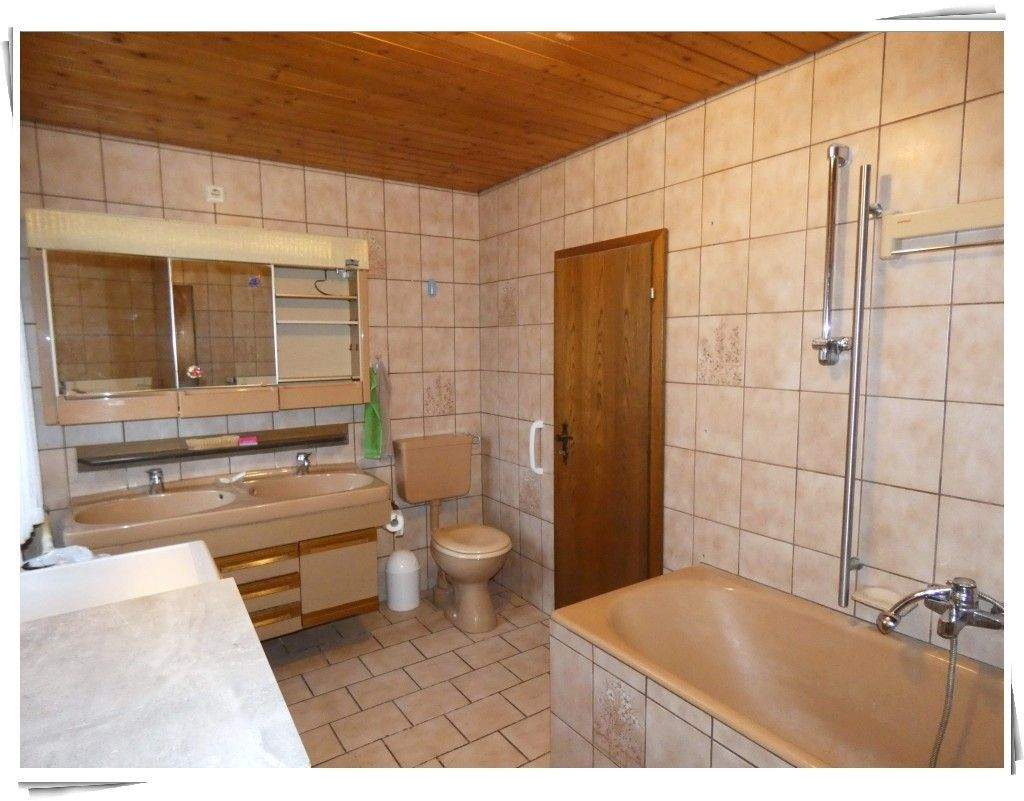 Immobilie in Dinkelsbühl - Einzigartiges Liebhaber-Objekt an der historischen Stadtmauer-  Foto-Motiv und Bau-Denkmal mit überraschend hohem Wo... - Bild 3