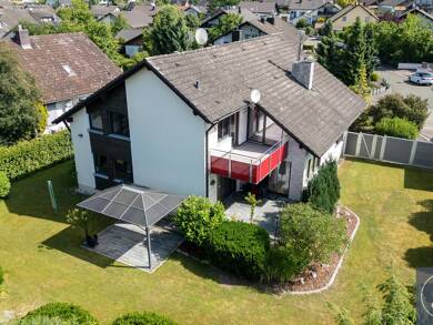 Haus zum Kauf 685.500 € 7 Zimmer 214,4 m² 1.023 m² Grundstück frei ab 01.12.2025 Burglengenfeld Burglengenfeld 93133