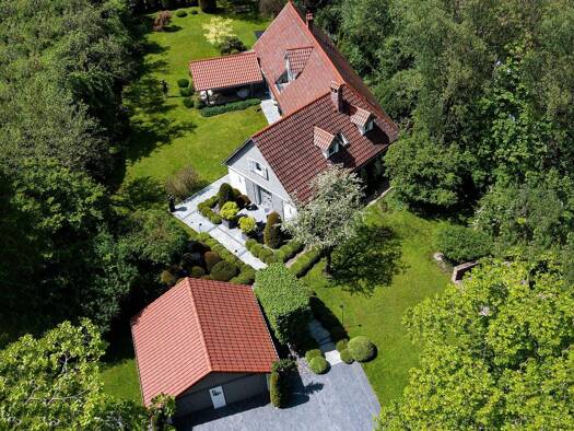 Einfamilienhaus zum Kauf 6 Zimmer 275,1 m² 2.565 m² Grundstück Gmund am Tegernsee 83703