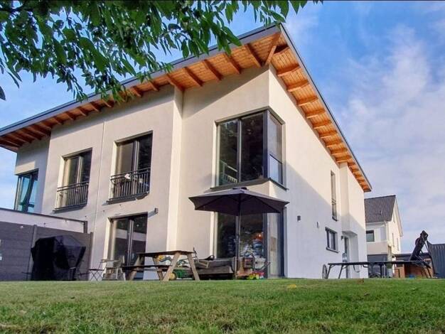 Doppelhaushälfte zur Miete 1.665 € 5 Zimmer 136 m² 200 m² Grundstück Heidenau Heidenau 21258