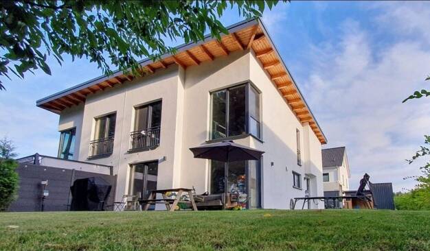 Doppelhaushälfte zur Miete 1.665 € 5 Zimmer 136 m² 200 m² Grundstück Heidenau Heidenau 21258