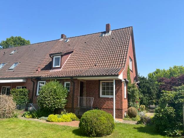 Doppelhaushälfte zum Kauf 379.000 € 4 Zimmer 110,2 m² 658 m² Grundstück Jersbek 22941