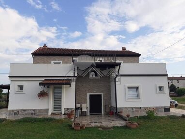 Haus zum Kauf 500.000 € 6 Zimmer 270 m² Umag center 52470