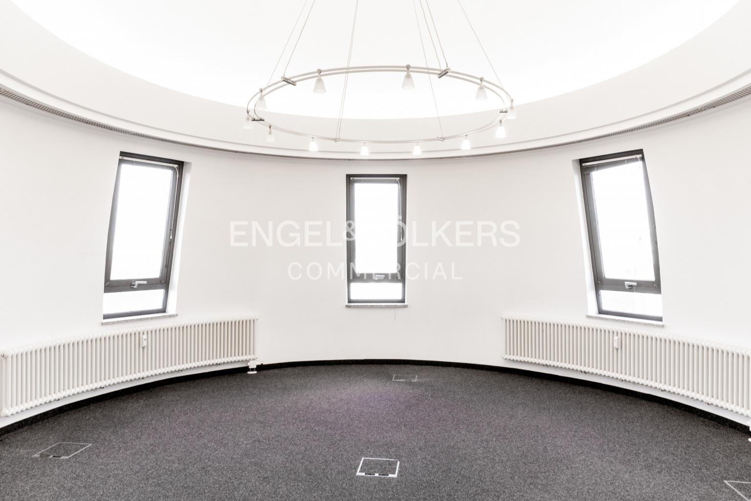 Büro-/Praxisfläche zur Miete 686 m²<br/>Bürofläche ab 686 m²<br/>Teilbarkeit Charlottenburg Berlin 10707