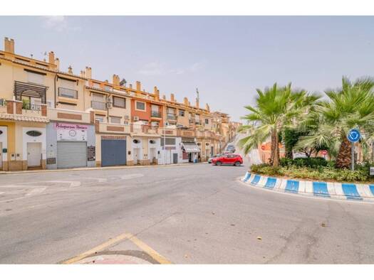 Verkaufsfläche zum Kauf 109.000 € 132 m² Verkaufsfläche Huétor Vega 18198