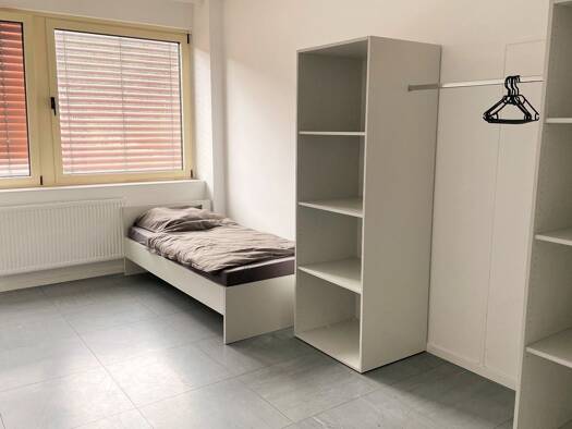 WG-Zimmer zur Miete Wohnen auf Zeit 580 € 17 m² frei ab 19.01.2026 Hedelfingerstr. 0 Wangen Stuttgart Hedelfingen 70327