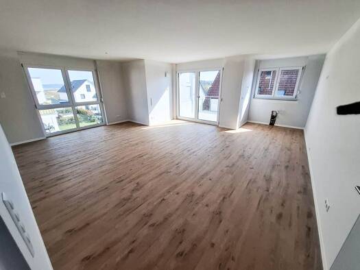 Wohnung zur Miete 1.390 € 3 Zimmer 90 m² Geschoss 1/3 frei ab sofort Höfingen Leonberg 71229